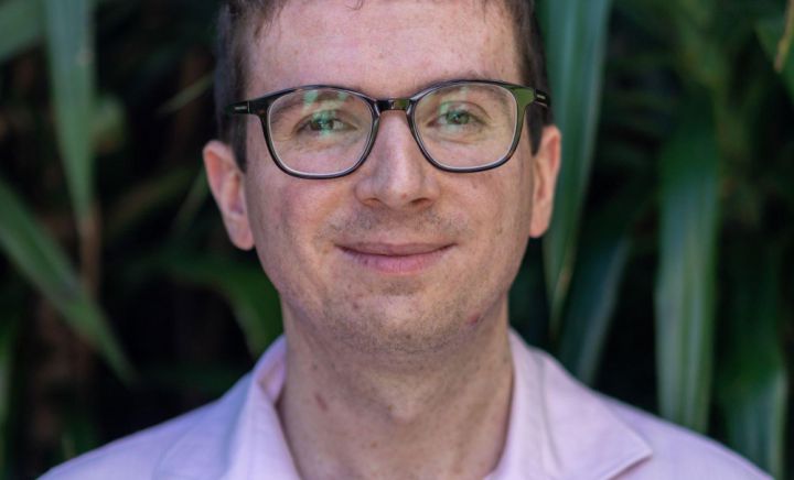 Dr Chris Edwards